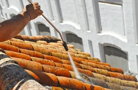 Nettoyage de toitures - Simandre-sur-Suran